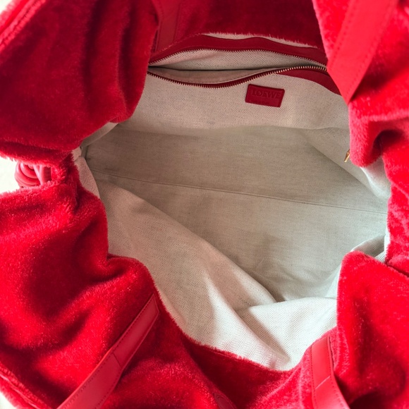 LOEWE Flamenco 2021 red mohair bag, XL - Picture 9 of 11